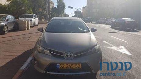 2013' Toyota Auris טויוטה אוריס photo #3