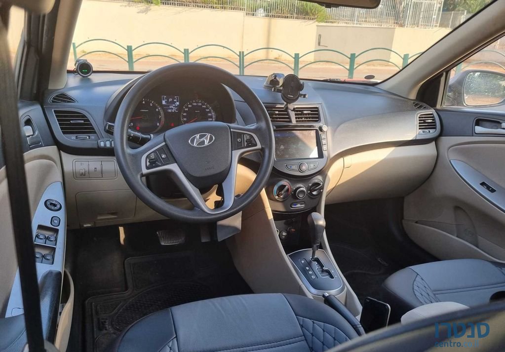 2016' Hyundai i25 יונדאי photo #2