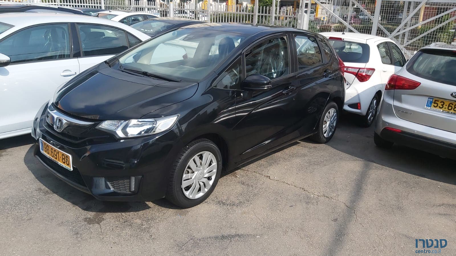 2017' Honda Jazz photo #1