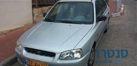 2000' Hyundai Accent Esteem ‏4 דלת' photo #1