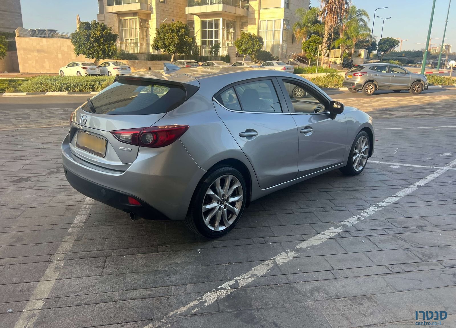 2015' Mazda 3 מאזדה photo #4