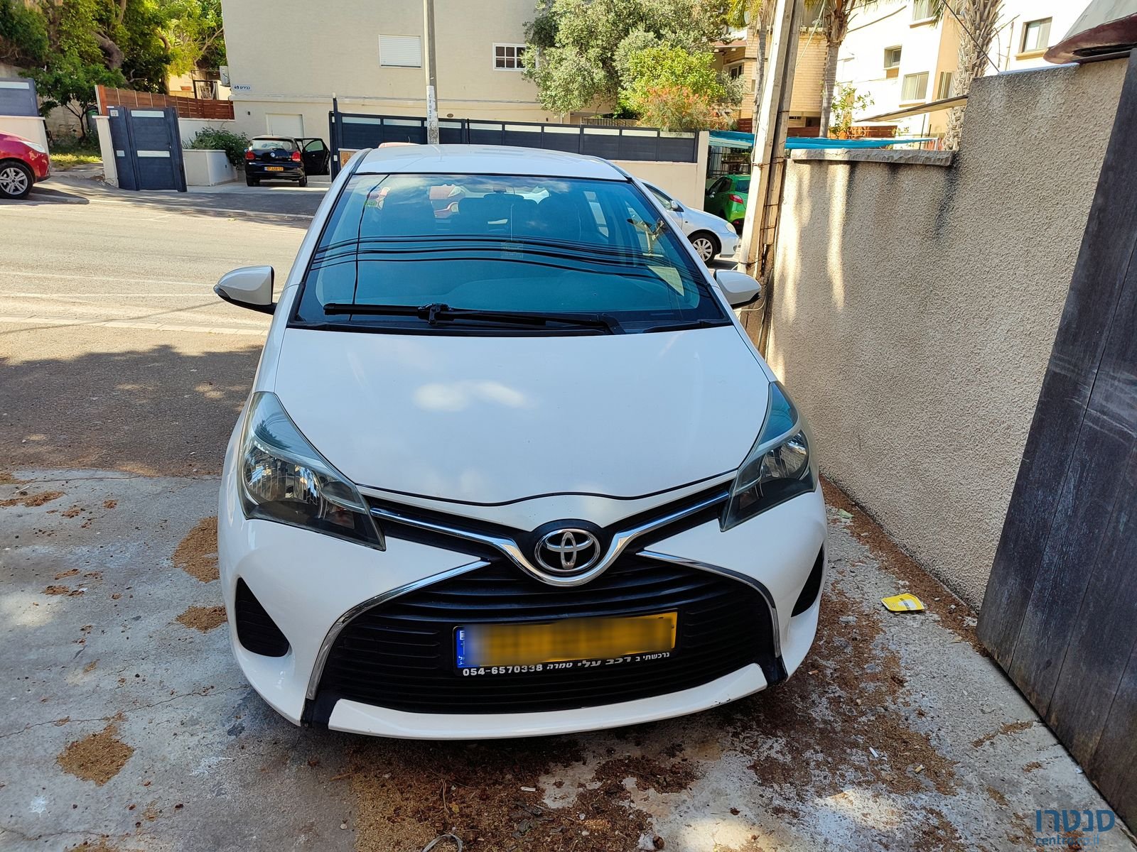 2015' Toyota Yaris טויוטה יאריס photo #1