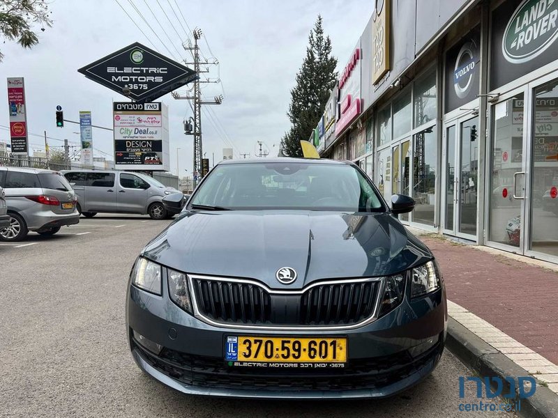 2018' Skoda Octavia סקודה אוקטביה photo #1