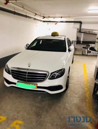 2020' Mercedes-Benz E-Class מרצדס Taxi photo #1
