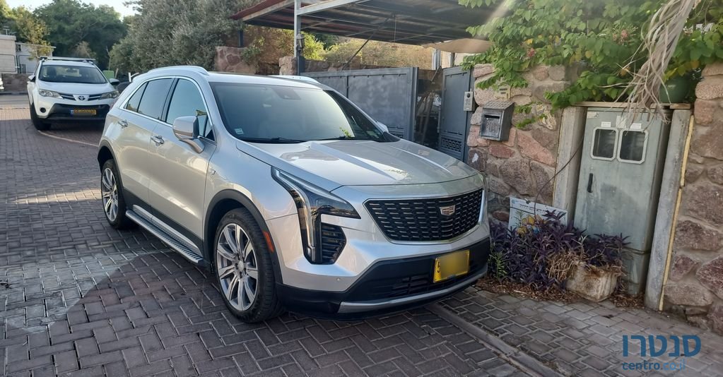 2022' Cadillac XT4 קאדילק photo #2