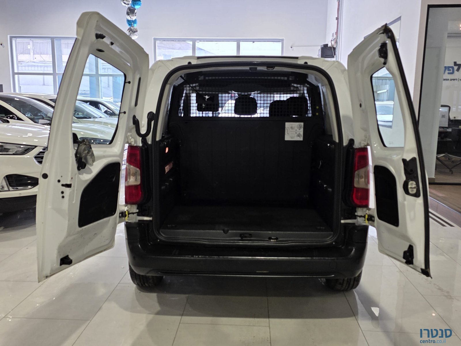 2022' Citroen Berlingo photo #4