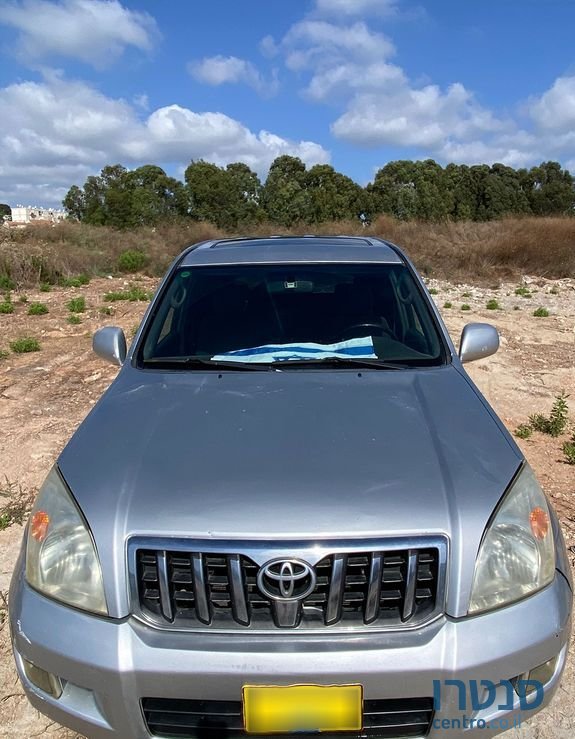 2005' Toyota Land Cruiser טויוטה לנד קרוזר photo #2
