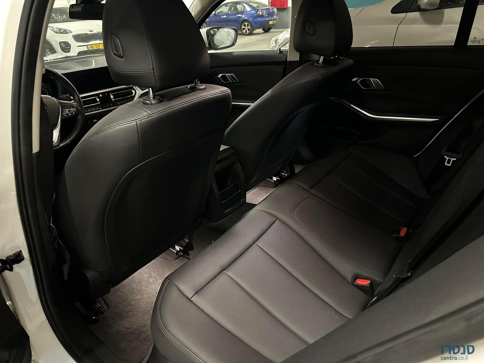 2021' BMW 318 ב.מ.וו photo #4