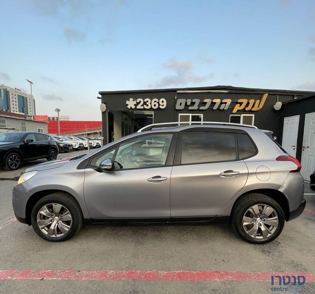 2017' Peugeot 2008 פיג'ו photo #5