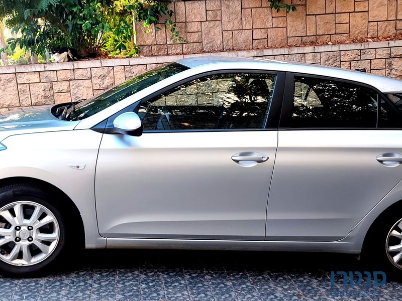 2019' Hyundai i20 יונדאי photo #1