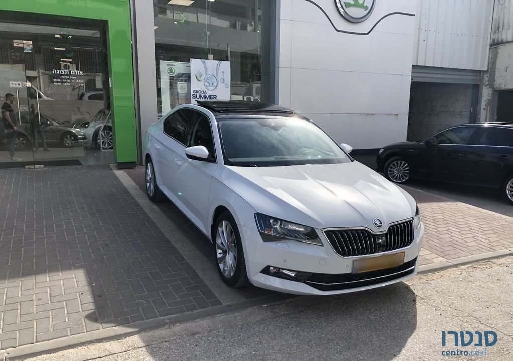 2019' Skoda Superb סקודה סופרב photo #1