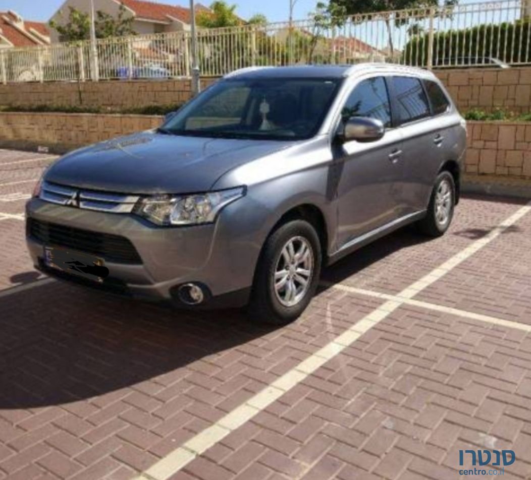 2015' Mitsubishi Outlander מיצובישי אאוטלנדר photo #2