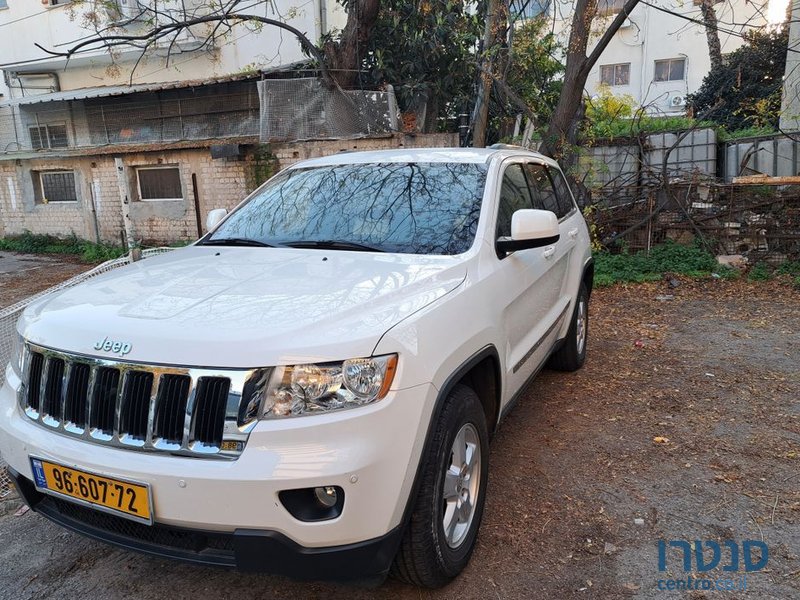 2011' Jeep Grand Cherokee ג'יפ גרנד צ'ירוקי photo #2