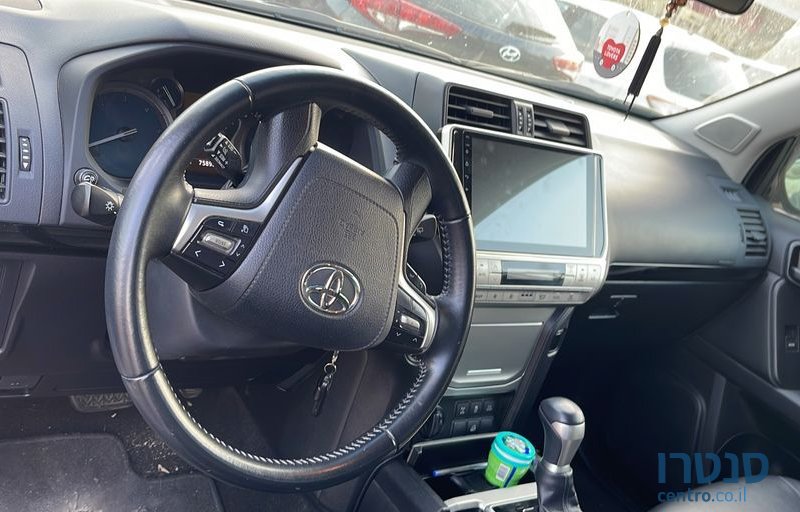 2019' Toyota Land Cruiser טויוטה לנד קרוזר photo #4