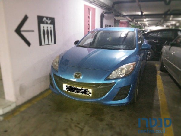 2009' Mazda 3 photo #1