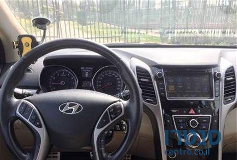 2014' Hyundai I30 פרמיום ‏1600 photo #4