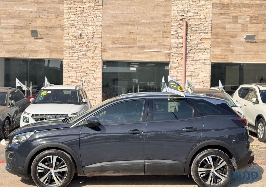 2018' Peugeot 3008 פיג'ו photo #5
