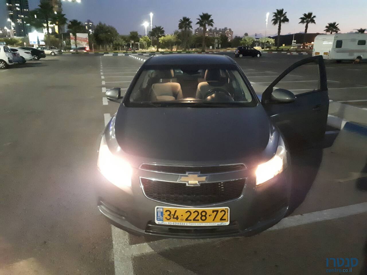 2010' Chevrolet Cruze Ls photo #3