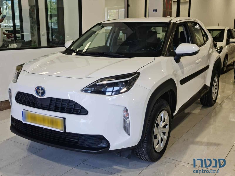 2022' Toyota Yaris Cross photo #1