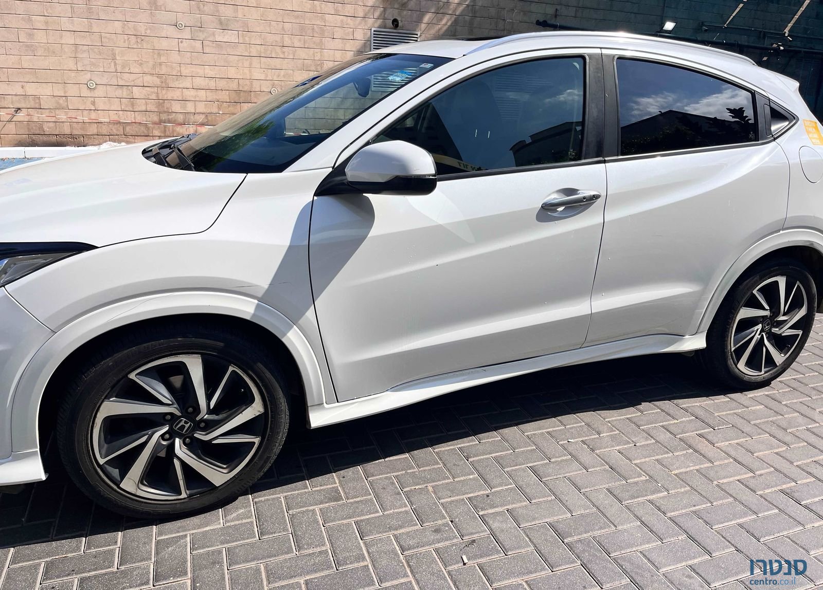 2020' Honda HR-V הונדה photo #2