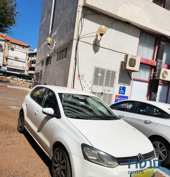 2015' Volkswagen Polo פולקסווגן פולו photo #1