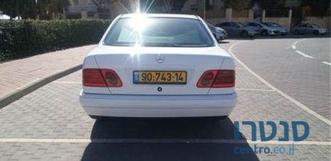 1999' Mercedes-Benz E Class 250D‏ דיזל אוטו photo #1