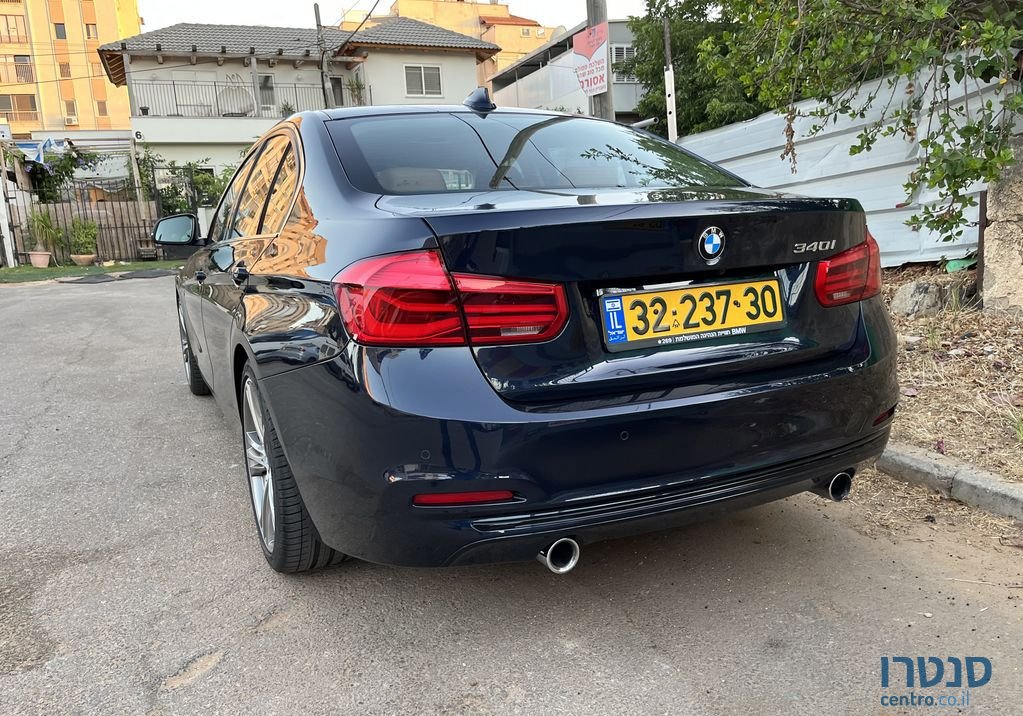 2017' BMW 3 Series ב.מ.וו סדרה 3 photo #4