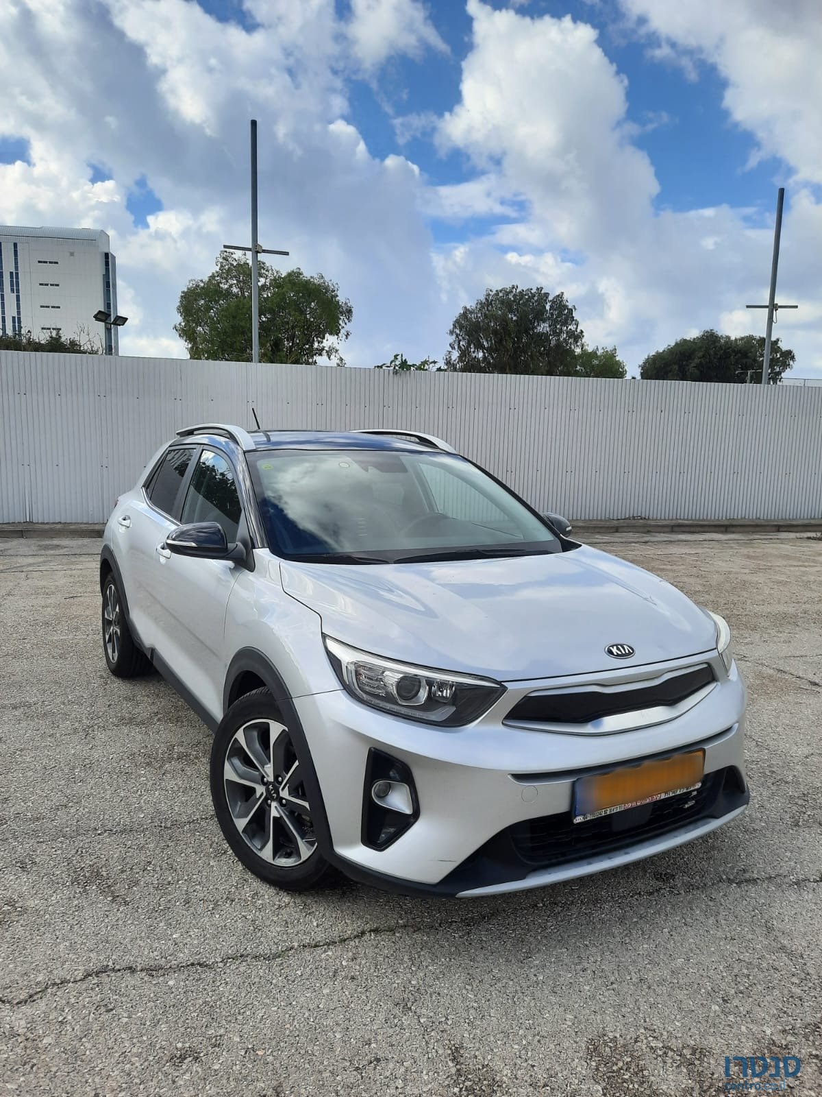 2018' Kia Stonic Premium photo #4