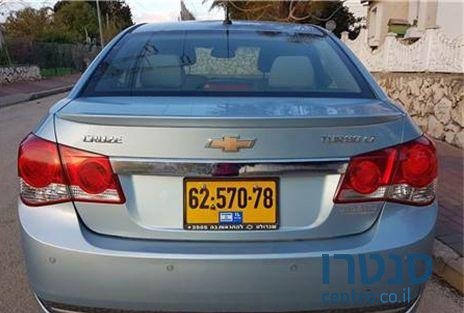 2012' Chevrolet Cruze טורבו photo #1