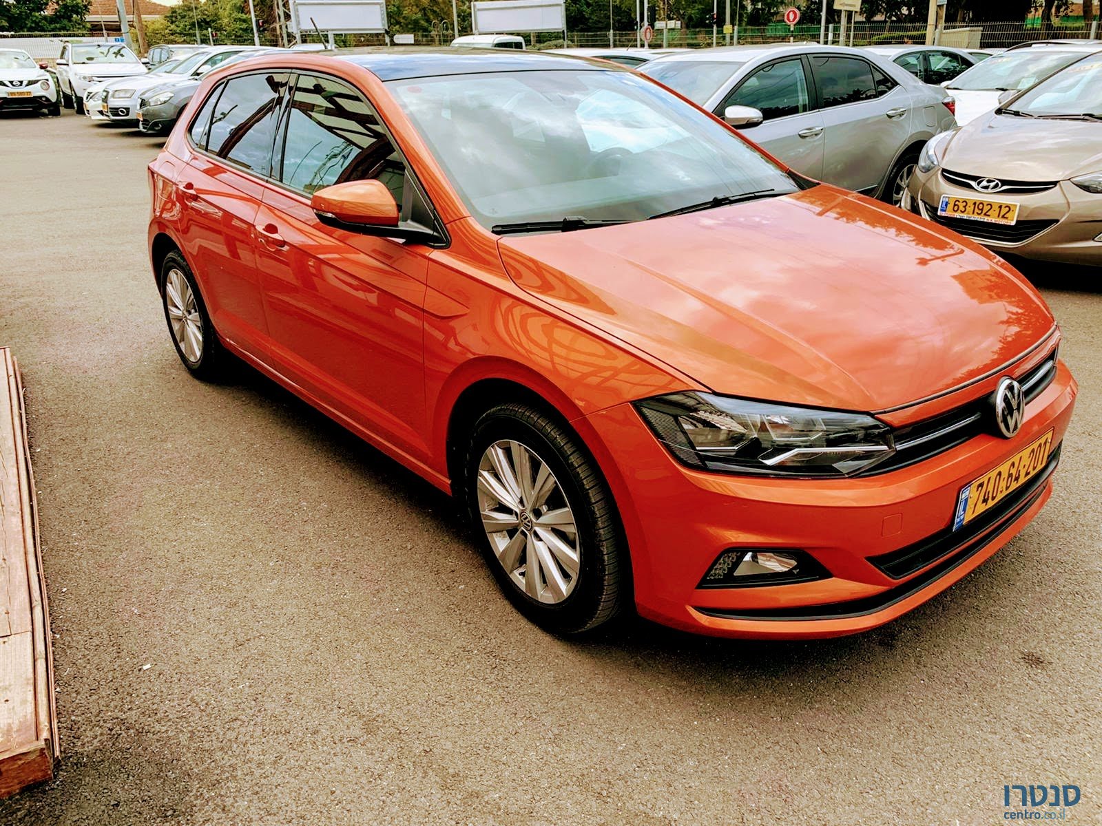 2019' Volkswagen Polo photo #1