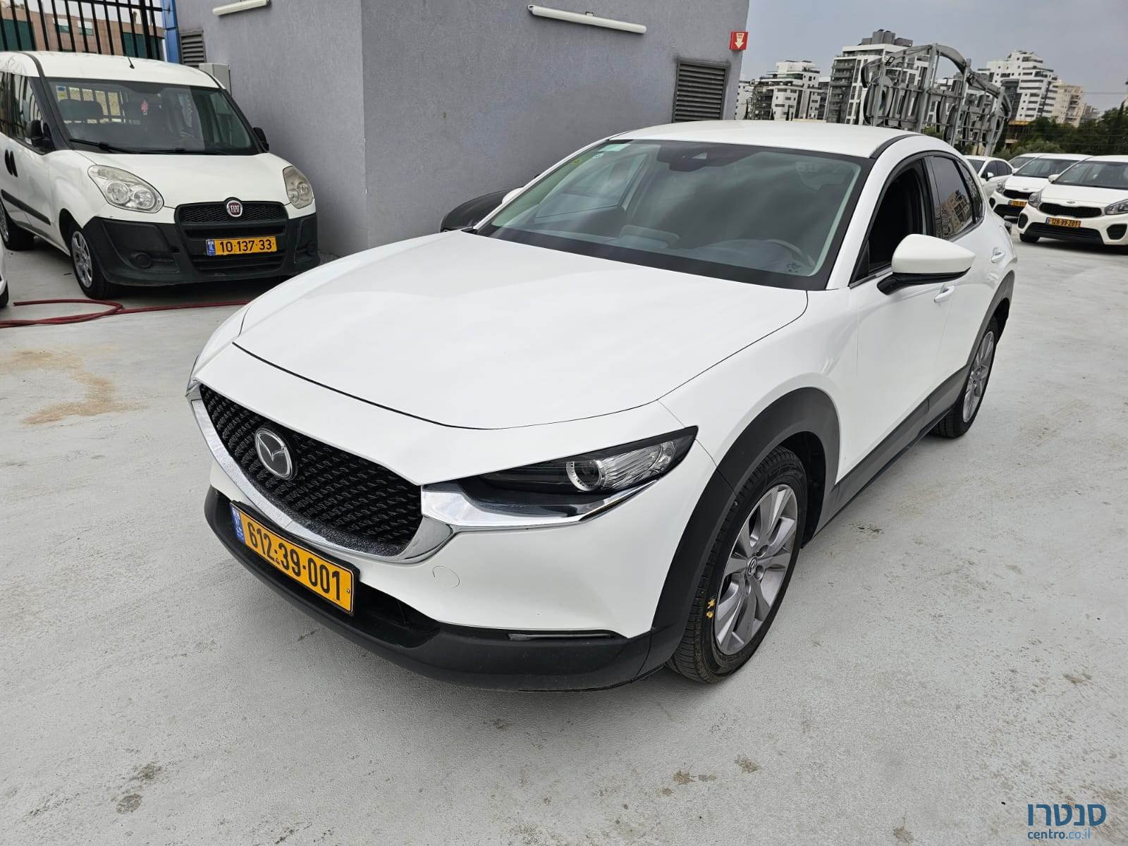 2021' Mazda CX-30 photo #2