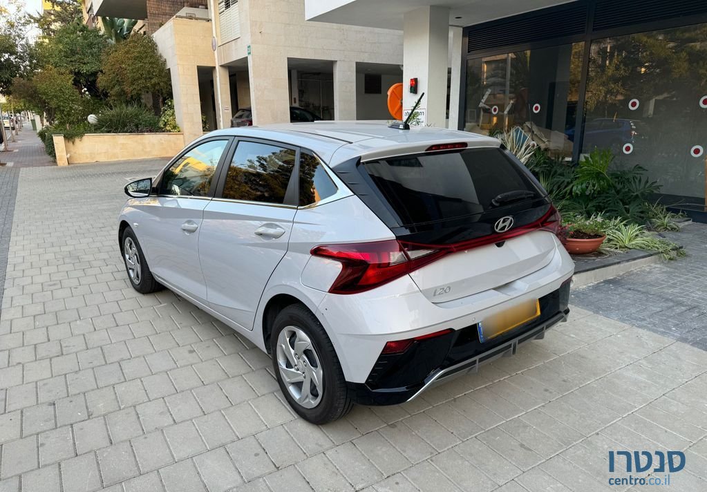 2024' Hyundai i20 יונדאי photo #3