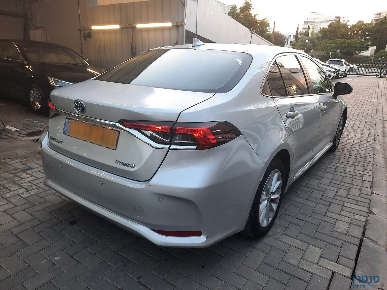 2018' Toyota Corolla photo #3