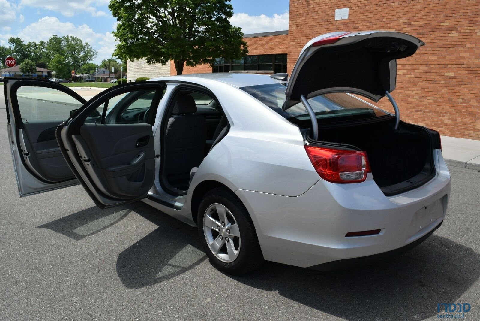 2014' Chevrolet Malibu Ls photo #3