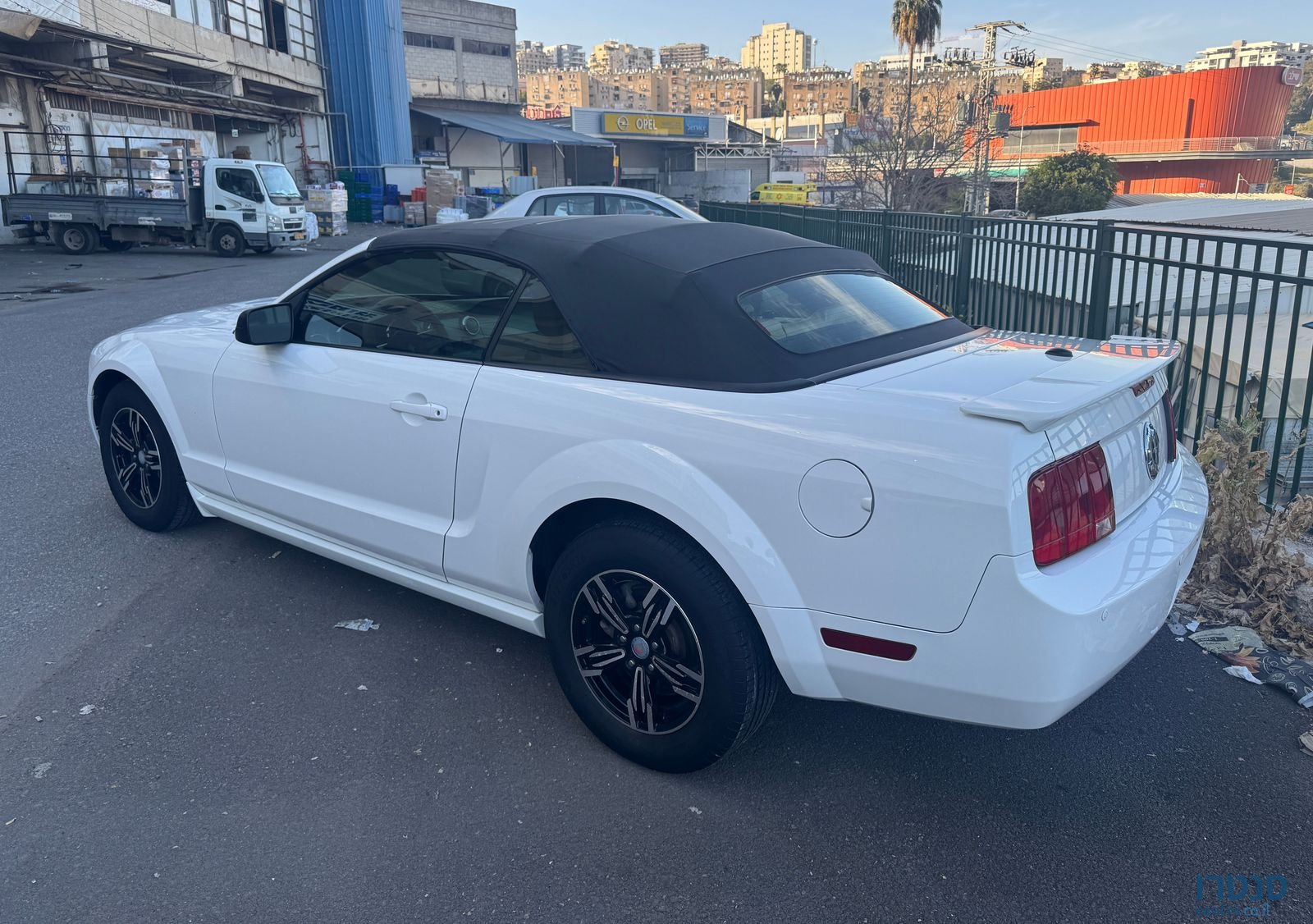 2009' Ford Mustang פורד מוסטנג photo #2