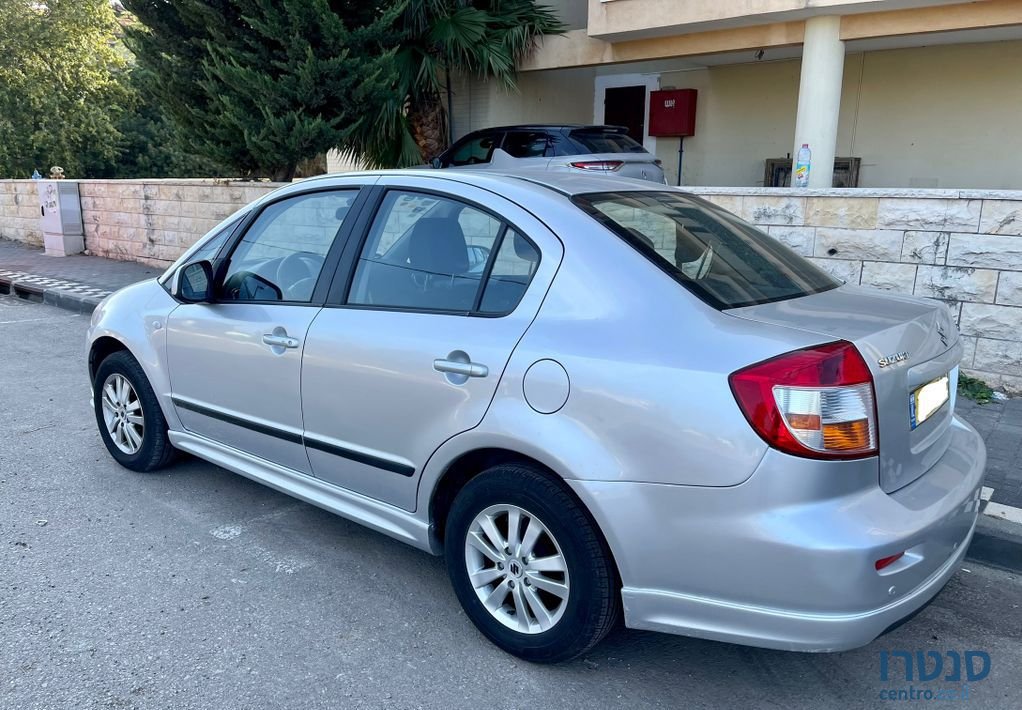 2011' Suzuki SX4 סוזוקי photo #3