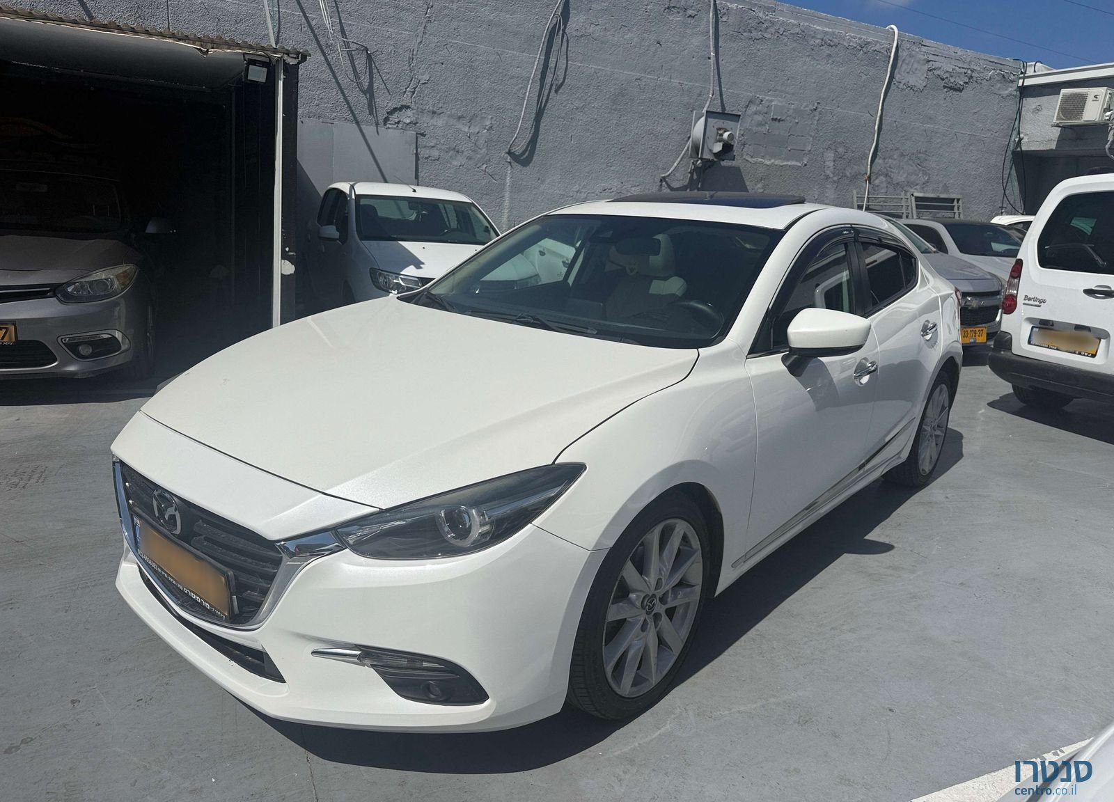 2017' Mazda 3 מאזדה photo #2