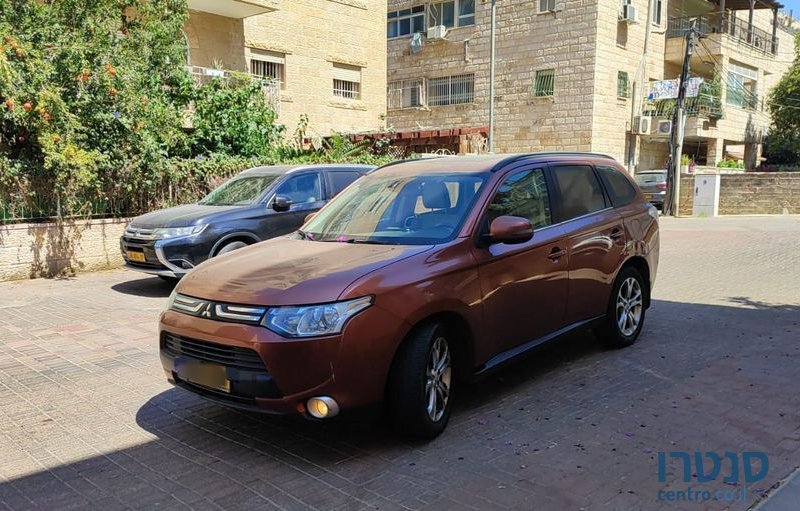 2013' Mitsubishi Outlander מיצובישי אאוטלנדר photo #1