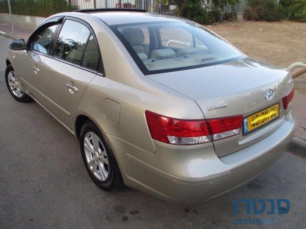 2008' Hyundai Sonata photo #4