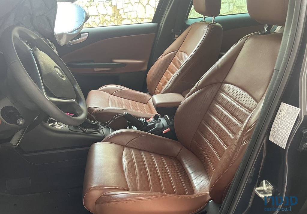 2019' Alfa Romeo Giulietta אלפא רומיאו ג'ולייטה photo #3