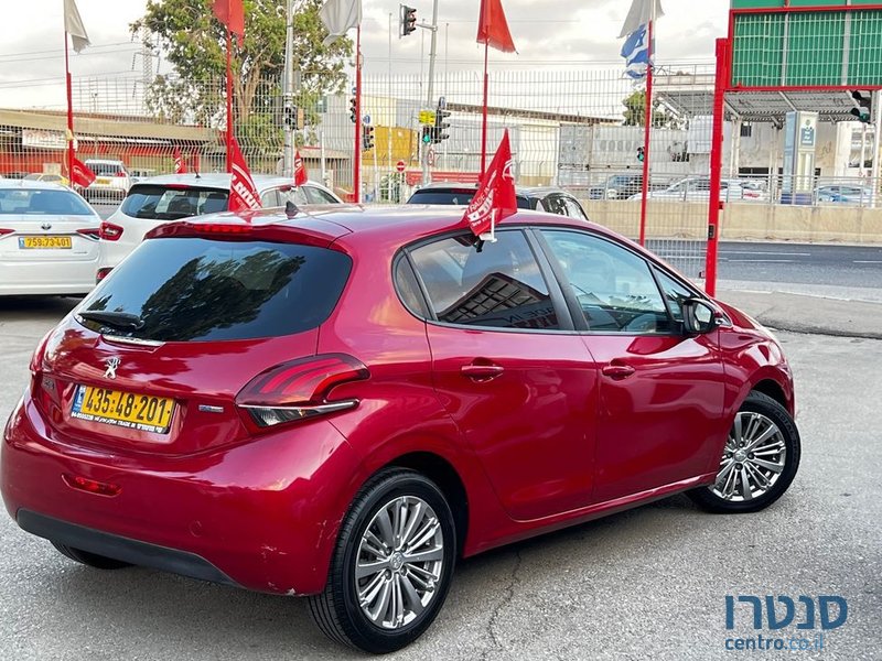 2018' Peugeot 208 פיג'ו photo #4