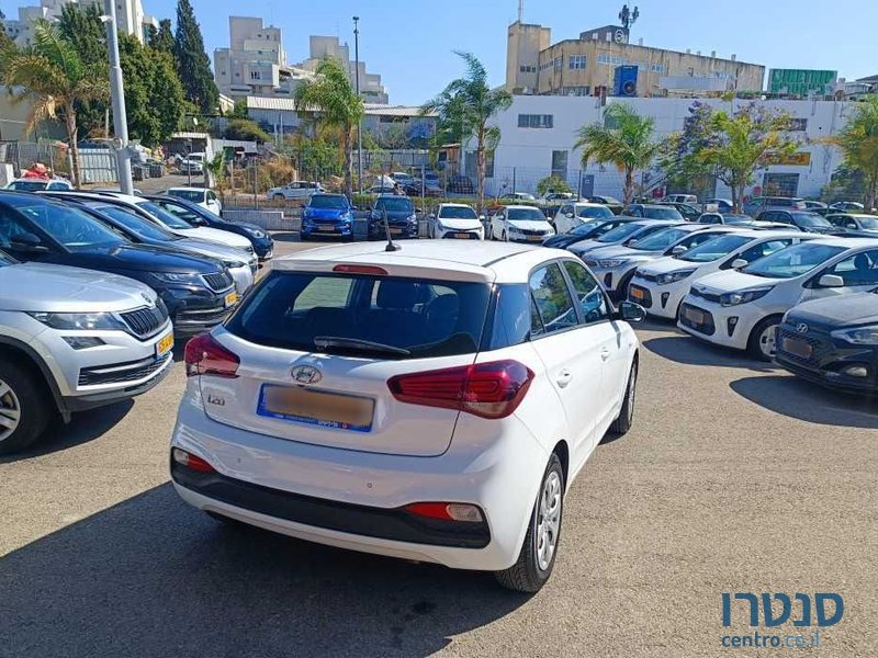 2020' Hyundai i20 יונדאי photo #3