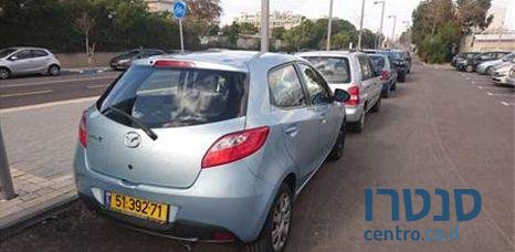 2011' Mazda 2 אקטיב דינמיק ‏1500 photo #2