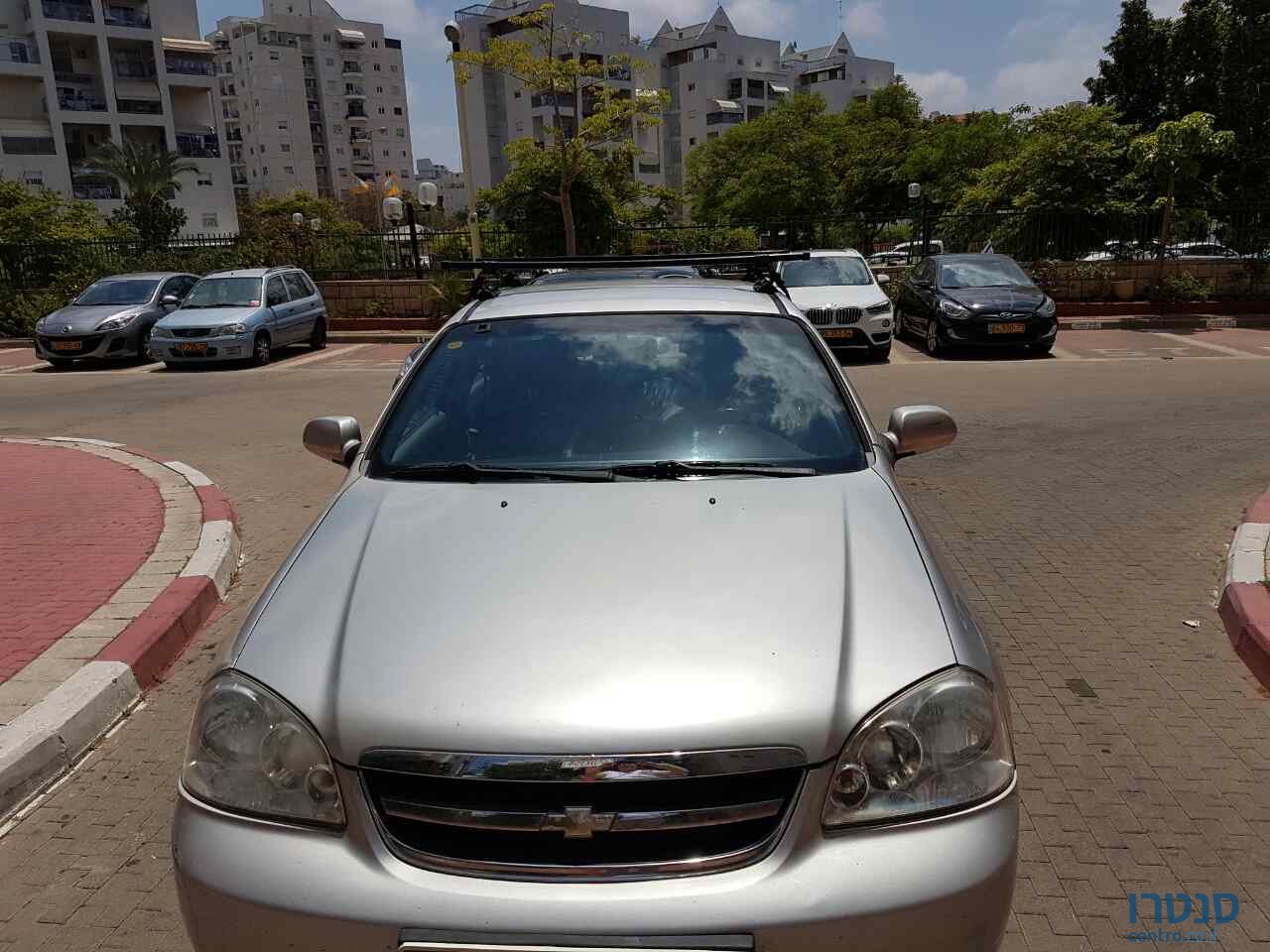2008' Chevrolet Optra photo #3