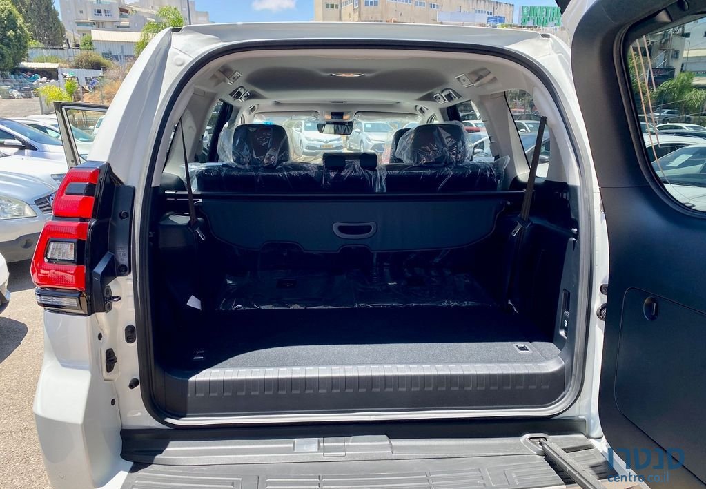 2022' Toyota Land Cruiser טויוטה לנד קרוזר photo #5