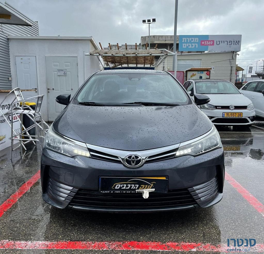 2017' Toyota Corolla טויוטה קורולה photo #2