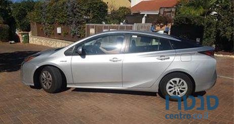 2017' Toyota Prius טויוטה פריוס היברידי photo #2