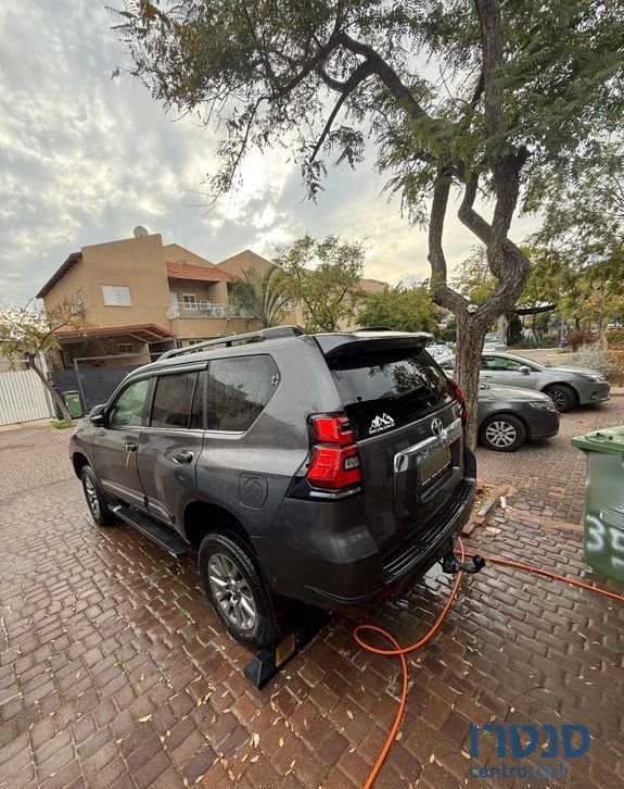 2021' Toyota Land Cruiser טויוטה לנד קרוזר photo #2