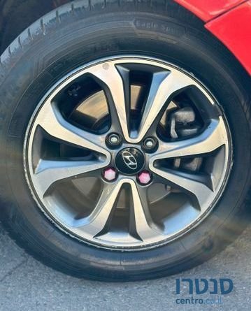 2020' Hyundai i20 יונדאי photo #3