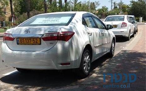 2013' Toyota Corolla טויוטה קורולה photo #1